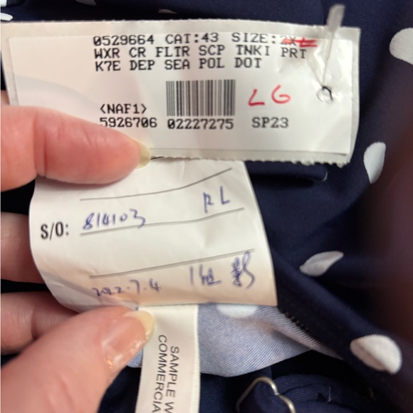 Lands' End Flutter Scoop Neck Tankini Top - Size: Large - NWT - Picture 8 of 9